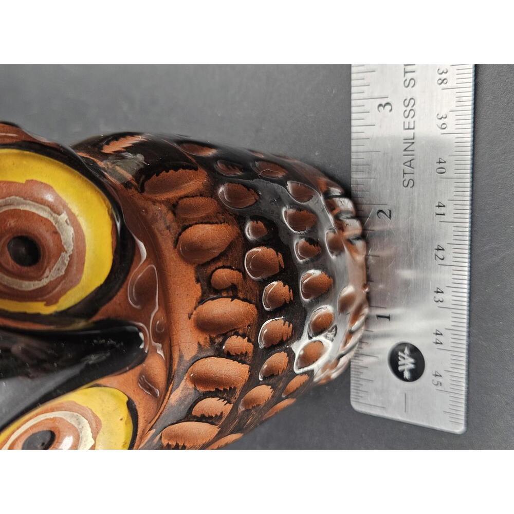 Kitschy Mid-Century Owl Salt or Pepper Shaker Figurine Terracotta Pottery 5 In. - Picture 8 of 10